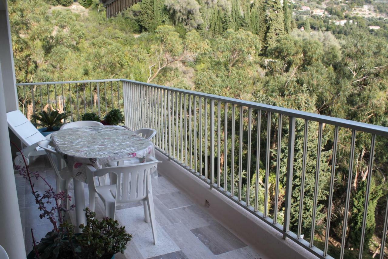 Appartement Les Miradors à Menton Extérieur photo